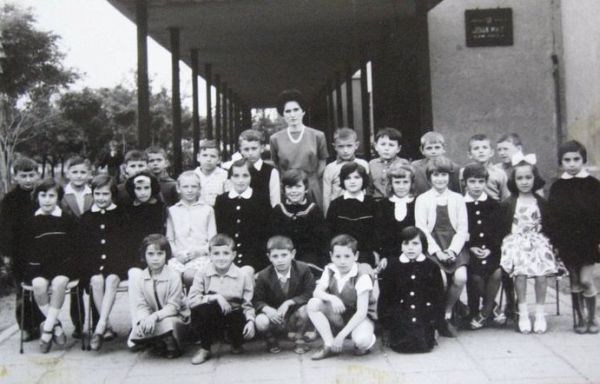 1963.