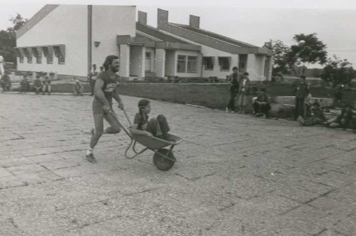omladinsko naselje