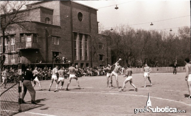 mali-stadion-1