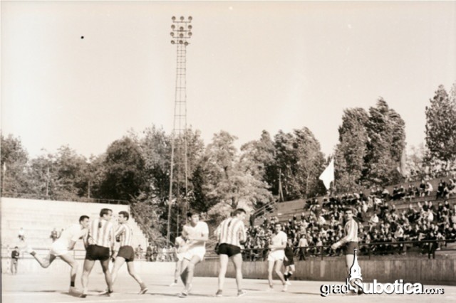 mali-stadion-2