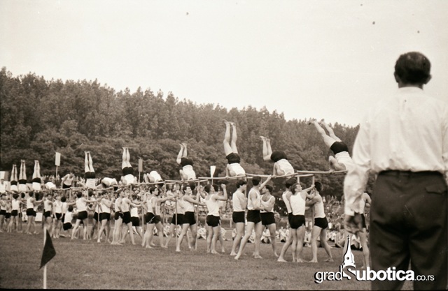dan mladosti slet subotica stadion (7)