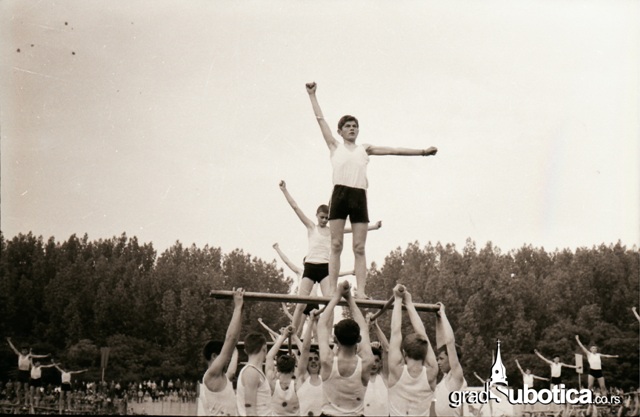 dan mladosti slet subotica stadion (8)